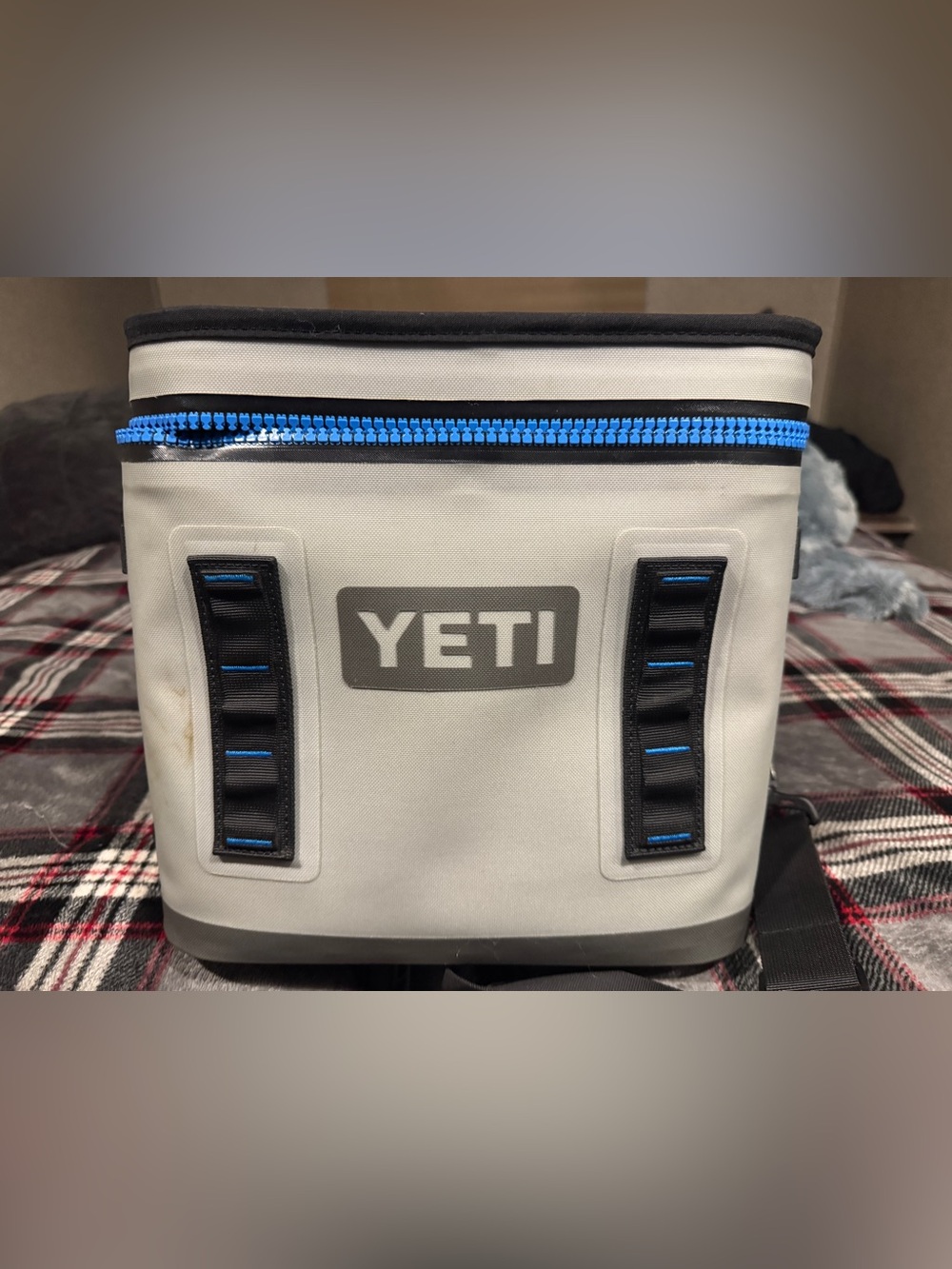 Yeti Hopper Flip 12 OG color way